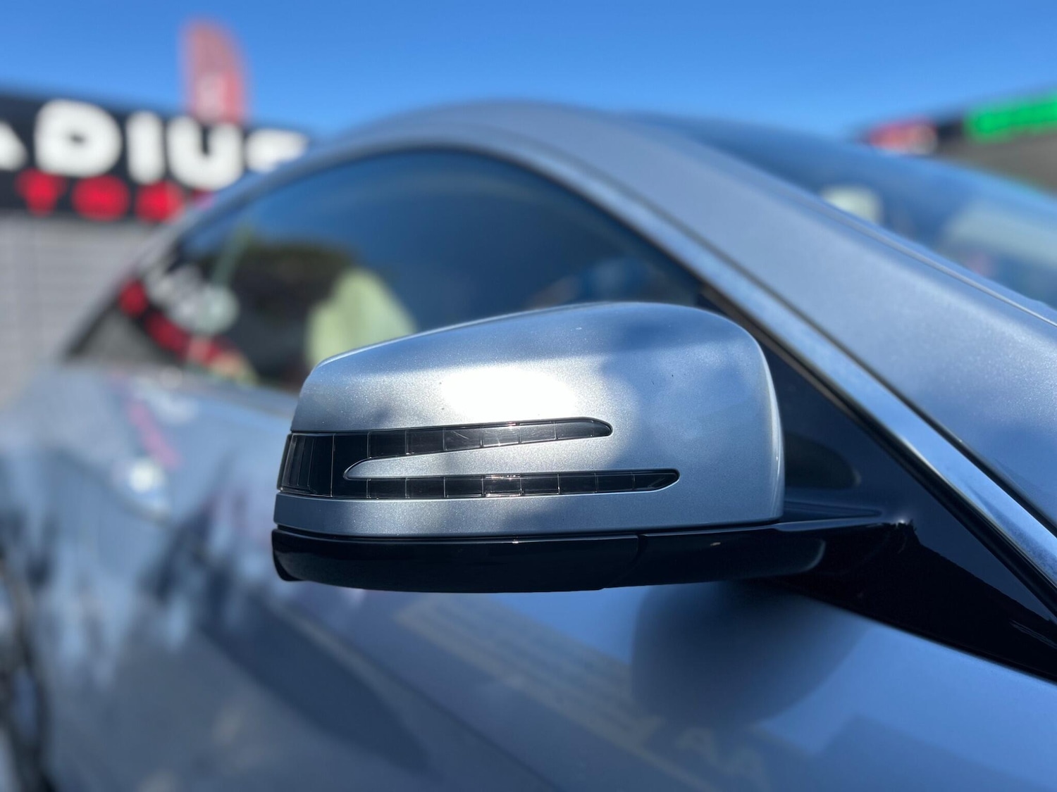 Used Mercedes-Benz E Class 2014 for sale - 77940350: Photo 35