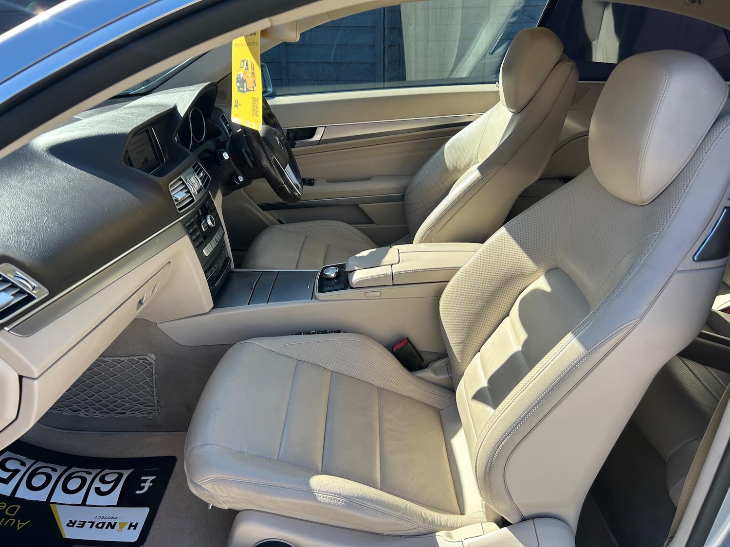 Used Mercedes-Benz E Class 2014 for sale - 77940350: Photo 40