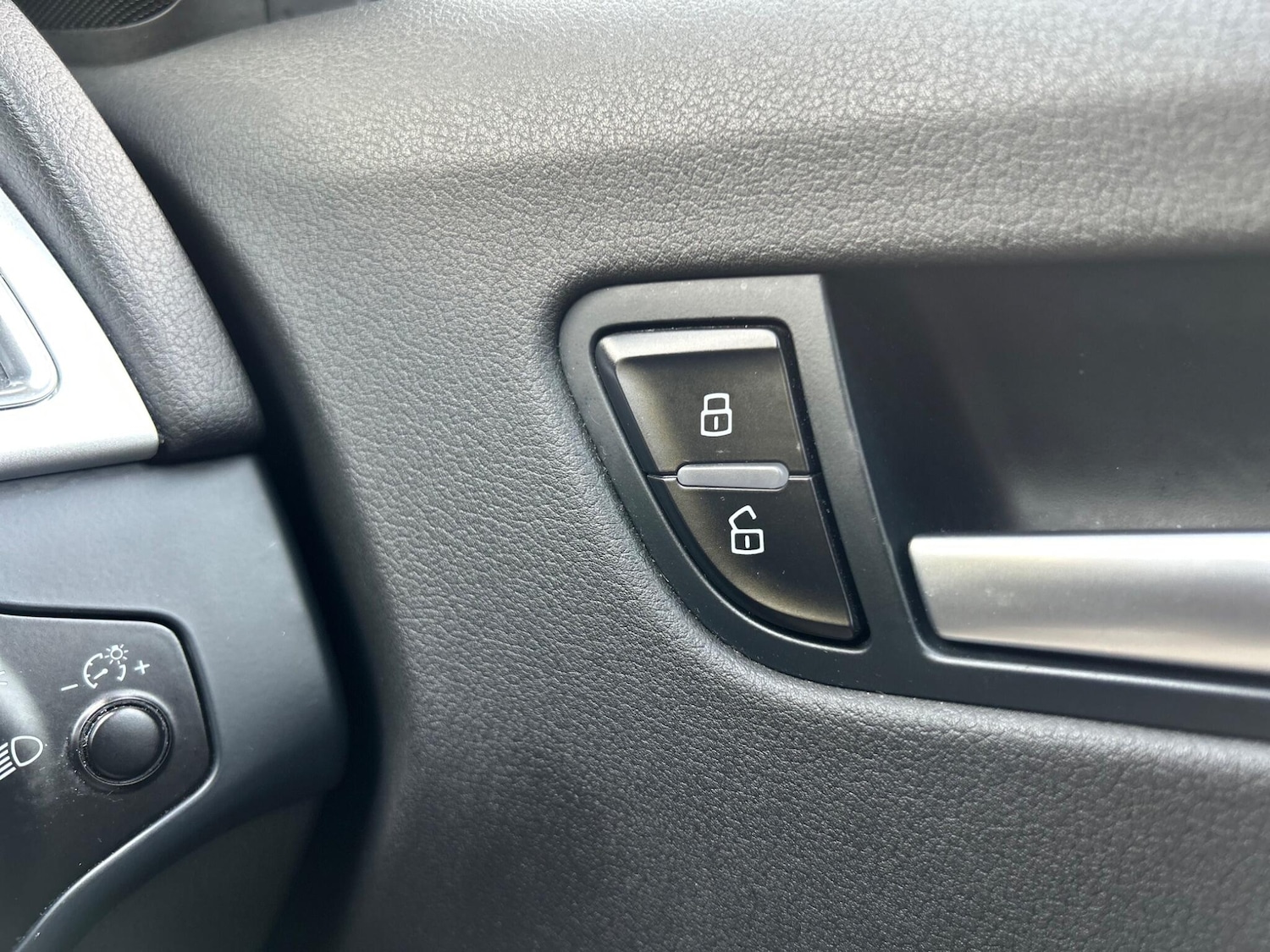 Used Audi A4 2015 for sale - 78072608: Photo 27