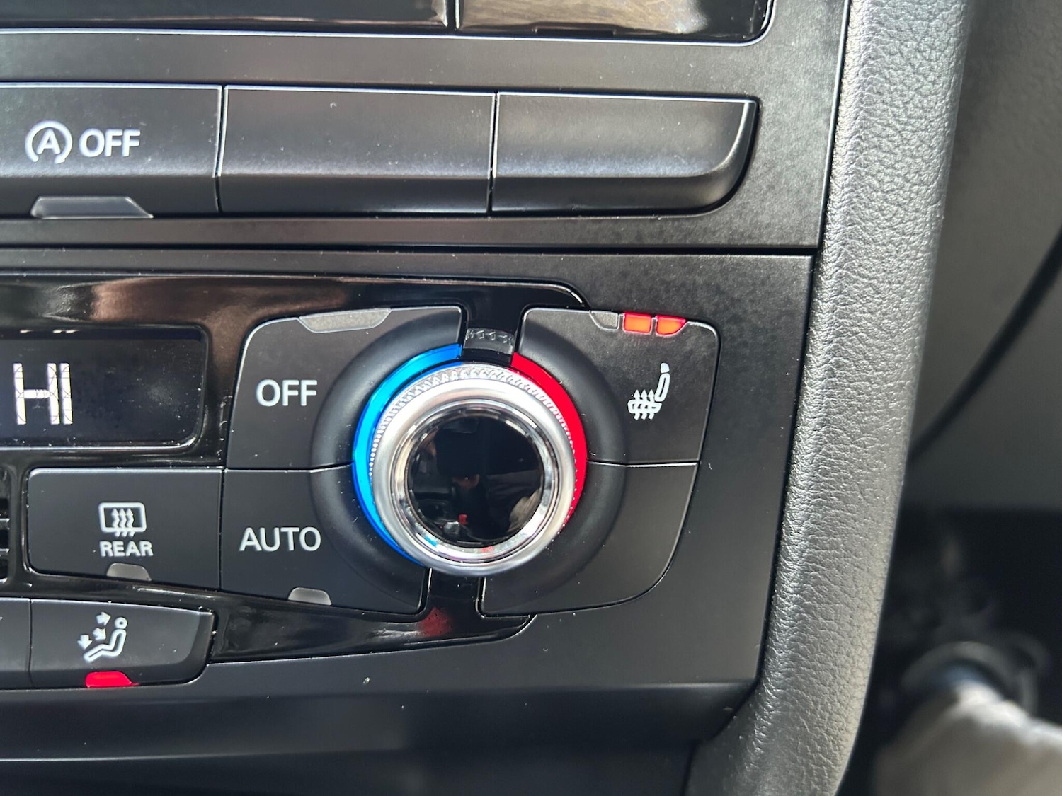 Used Audi A4 2015 for sale - 78072608: Photo 28