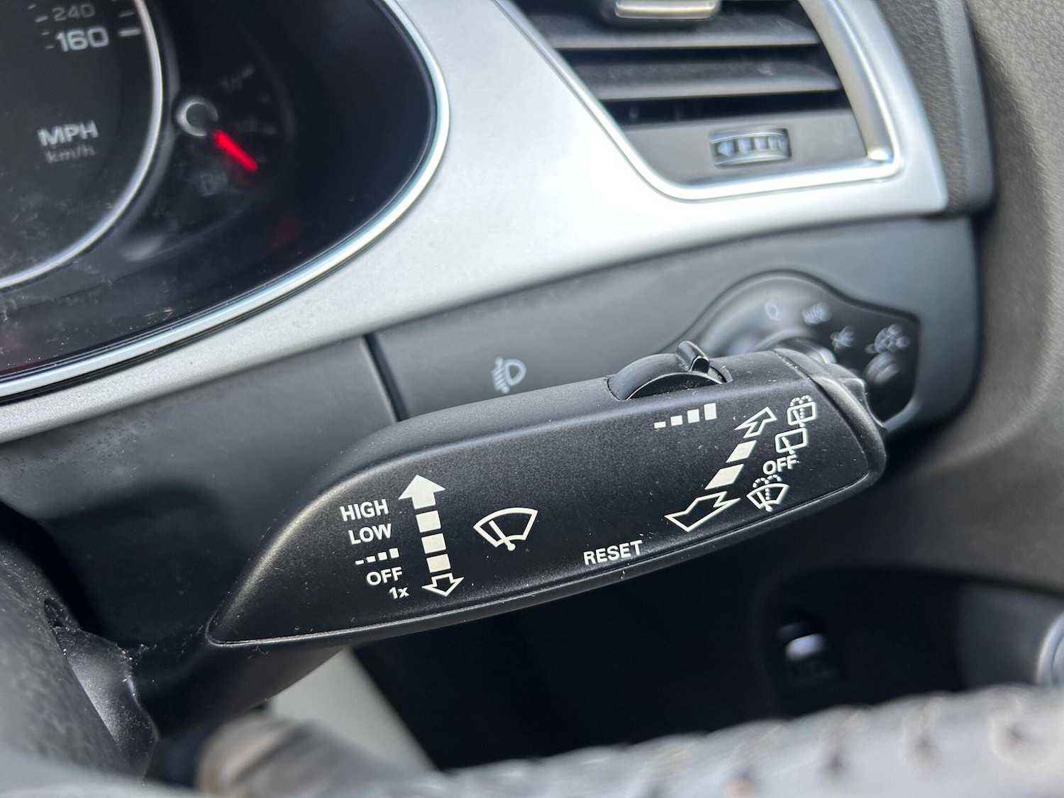 Used Audi A4 2015 for sale - 78072608: Photo 32