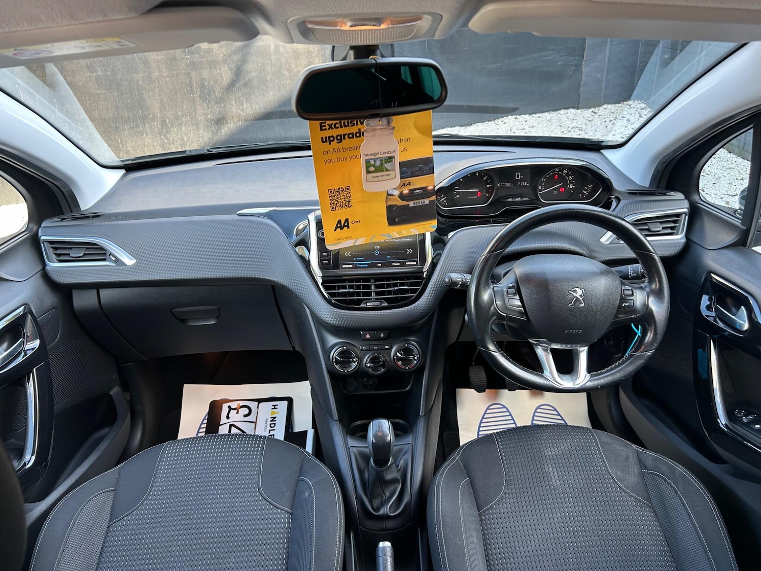 Used Peugeot 208 2017 for sale - 77723848: Photo 13