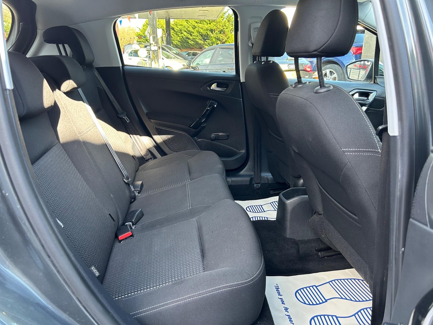 Used Peugeot 208 2017 for sale - 77723848: Photo 18