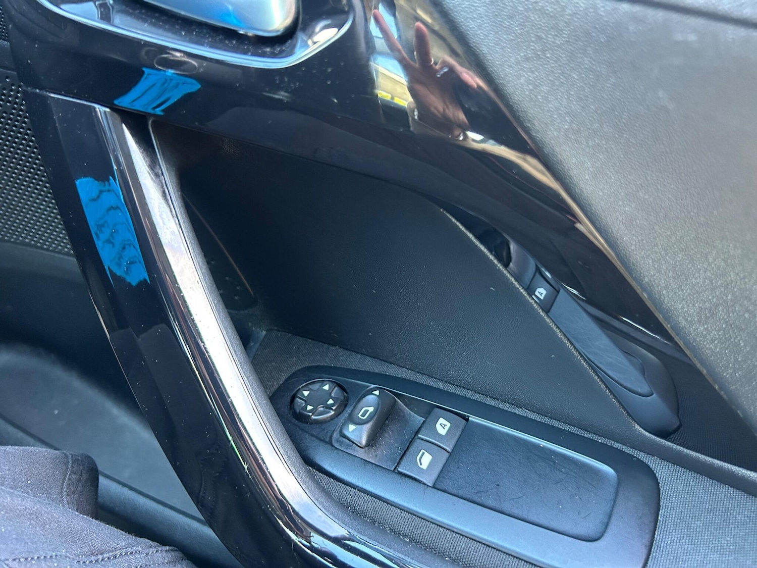 Used Peugeot 208 2017 for sale - 77723848: Photo 21