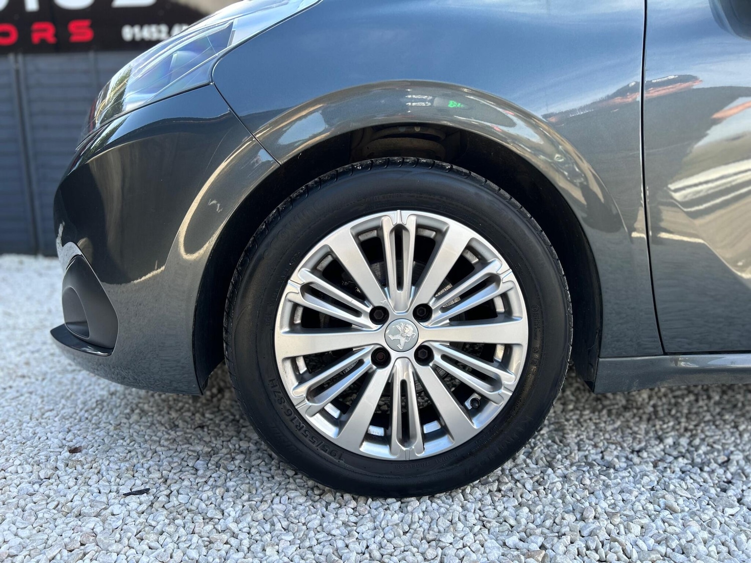 Used Peugeot 208 2017 for sale - 77723848: Photo 34