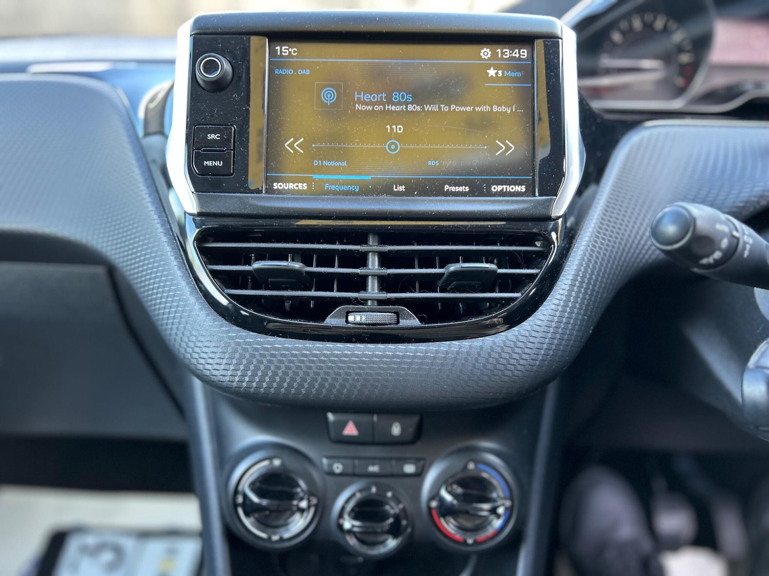 Used Peugeot 208 2017 for sale - 77723848: Photo 35