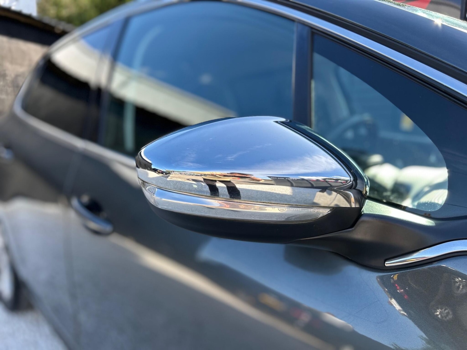 Used Peugeot 208 2017 for sale - 77723848: Photo 38