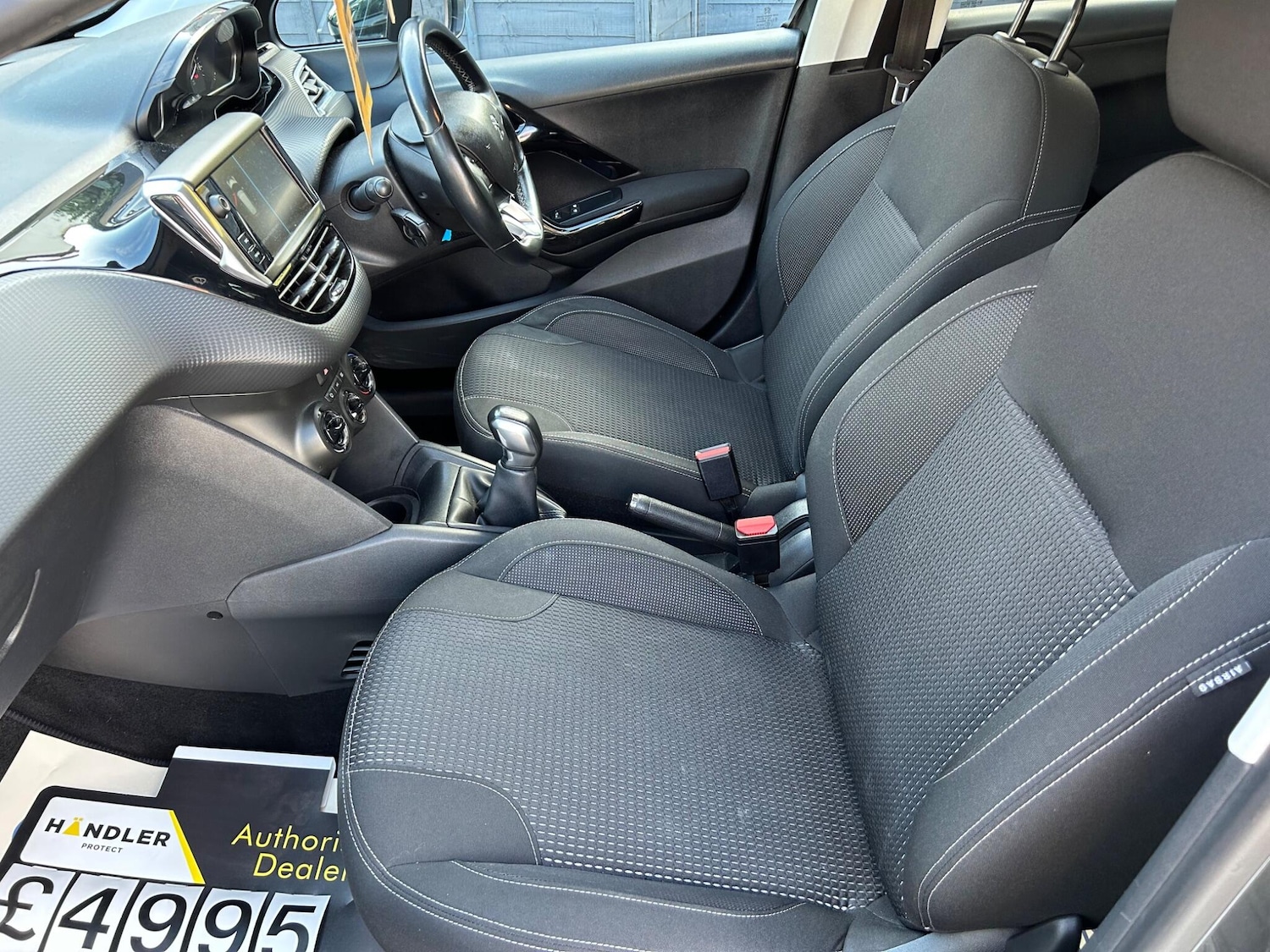 Used Peugeot 208 2017 for sale - 77723848: Photo 42