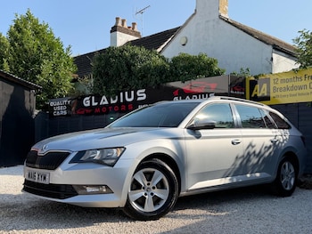Used Skoda Superb 2016 for sale - 79362514: Photo