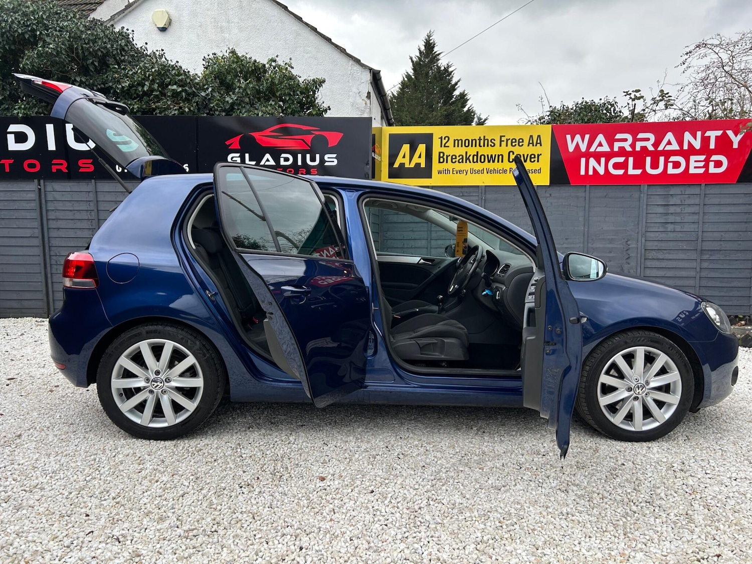 Used Volkswagen Golf 2010 for sale - 77411981: Photo 10