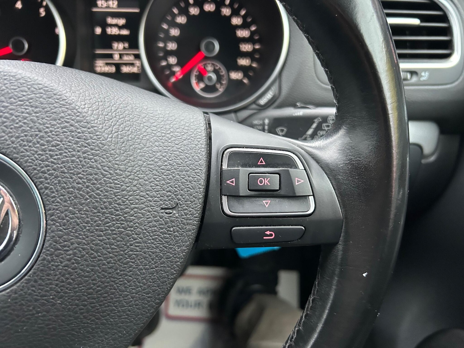 Used Volkswagen Golf 2010 for sale - 77411981: Photo 31