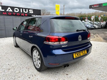 Used Volkswagen Golf 2010 for sale - 77411981: Photo