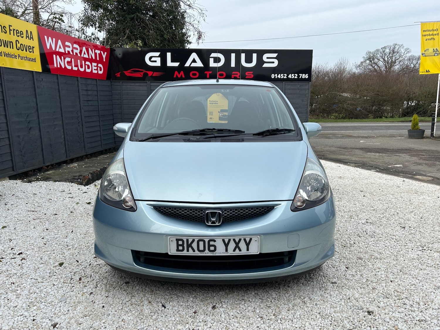 Used Honda Jazz for sale - 77586890: Photo 2