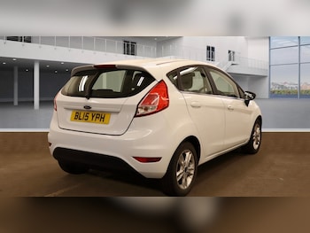 Used Ford Fiesta 2015 for sale - 75333297: Photo
