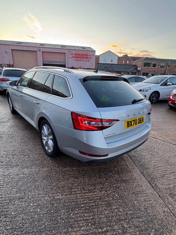 Used Skoda Superb 2025 for sale - 76170405: Photo 2