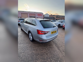 Used Skoda Superb 2025 for sale - 76170405: Photo 2