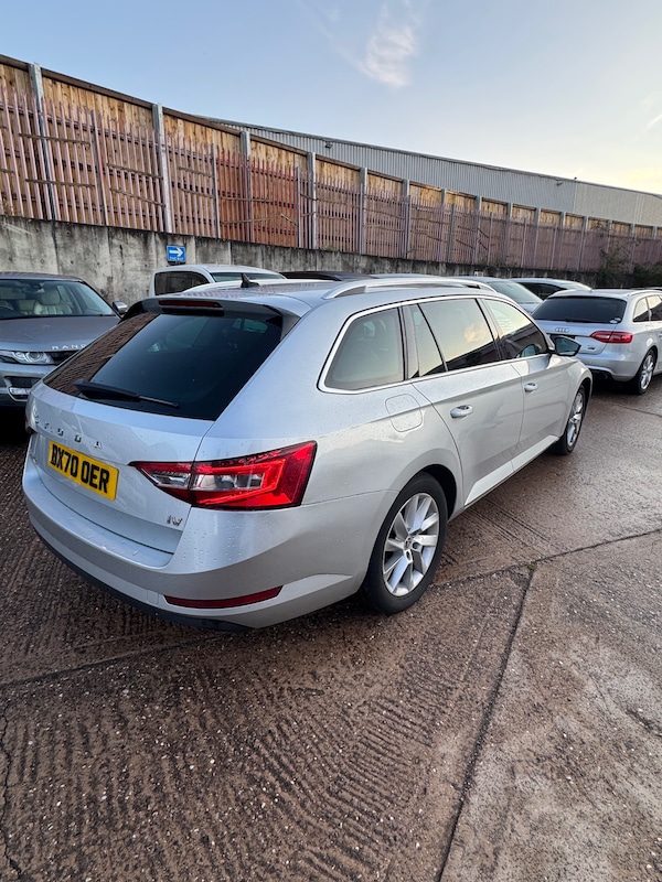 Used Skoda Superb 2025 for sale - 76170405: Photo 4