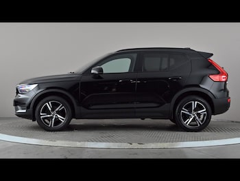 Used Volvo XC40 2022 for sale - 78769932: Photo