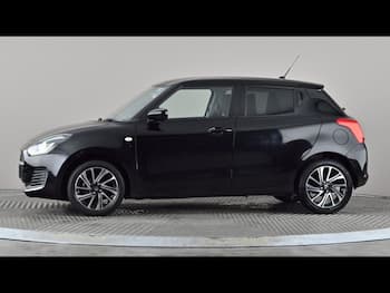 Used Suzuki Swift 2022 for sale - 79765029: Photo