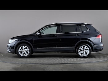 Used Volkswagen Tiguan Allspace 2022 for sale - 78655152: Photo