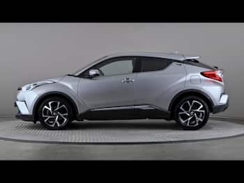 Used Toyota C-HR 2018 for sale - 79687054: Photo