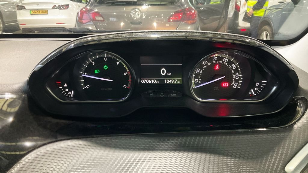 Used Peugeot 2008 2017 for sale - 77836094: Photo 11