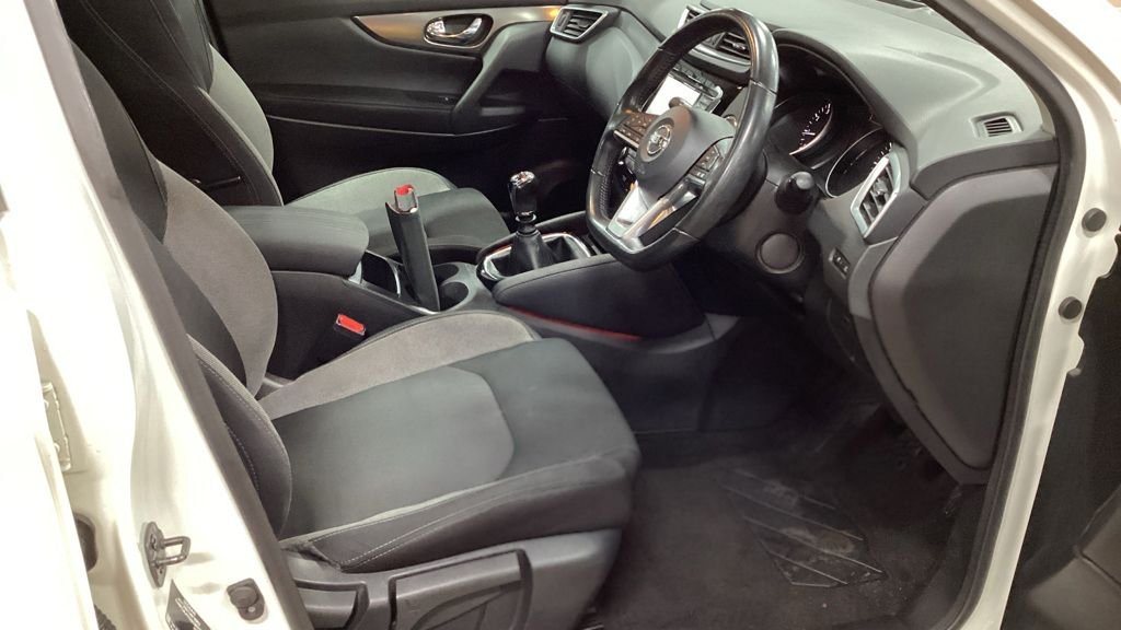 Used Nissan Qashqai 2018 for sale - 77328365: Photo 12