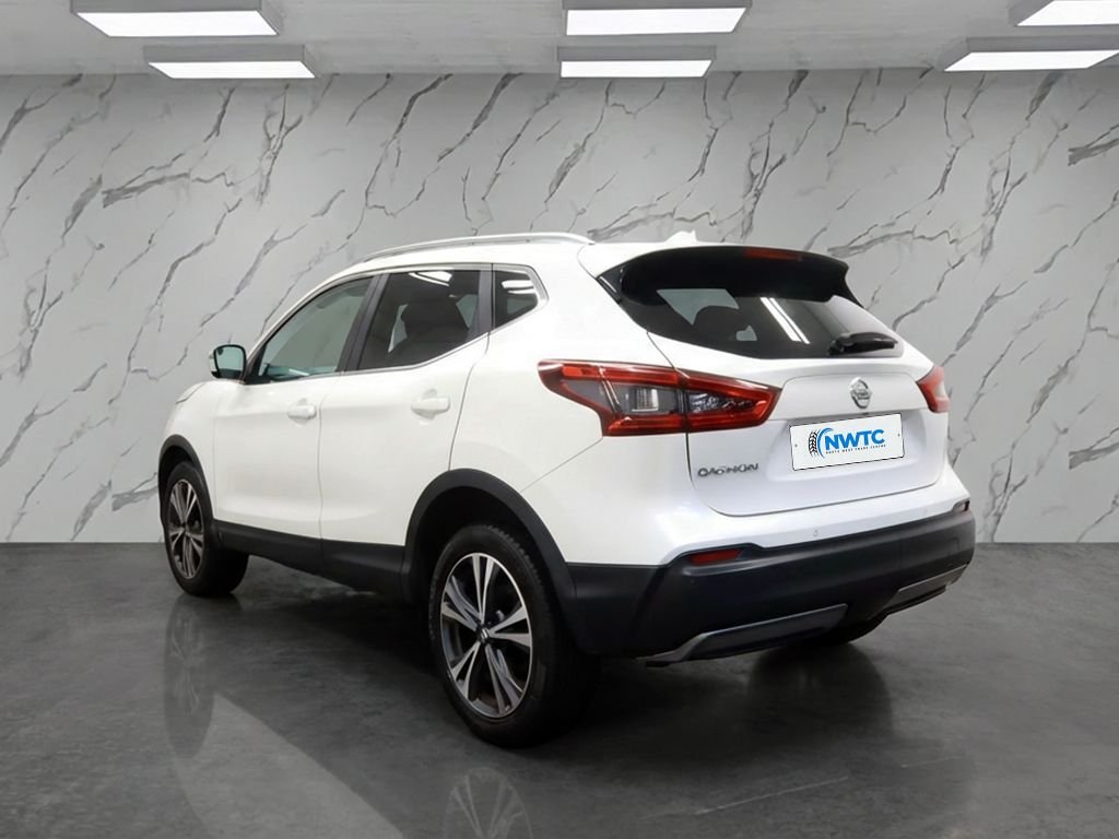 Used Nissan Qashqai 2018 for sale - 77328365: Photo 5