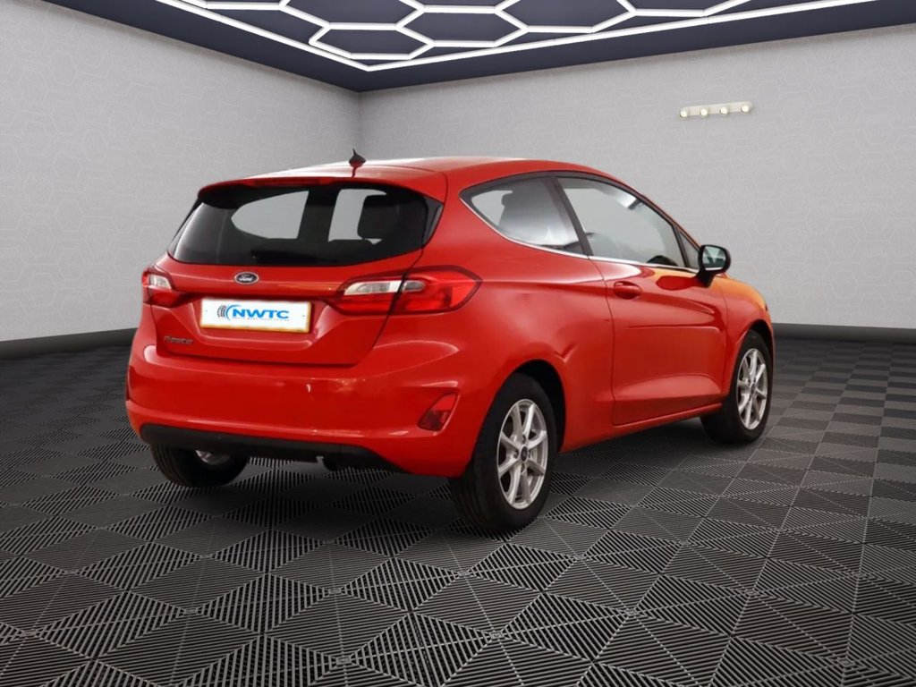 Used Ford Fiesta 2017 for sale - 76106215: Photo 5