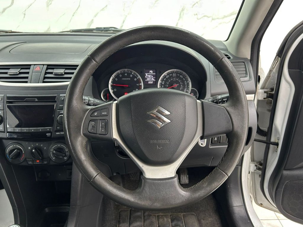 Used Suzuki Swift 2012 for sale - 76105980: Photo 16