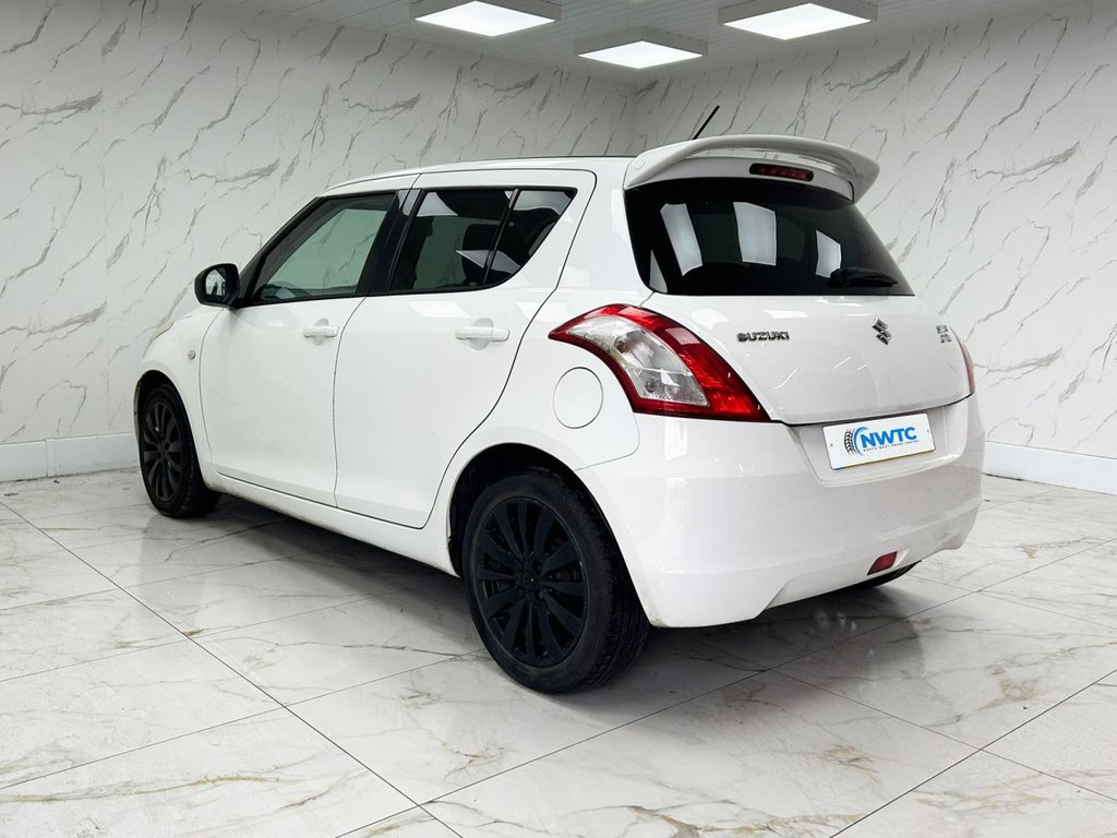 Used Suzuki Swift 2012 for sale - 76105980: Photo 6