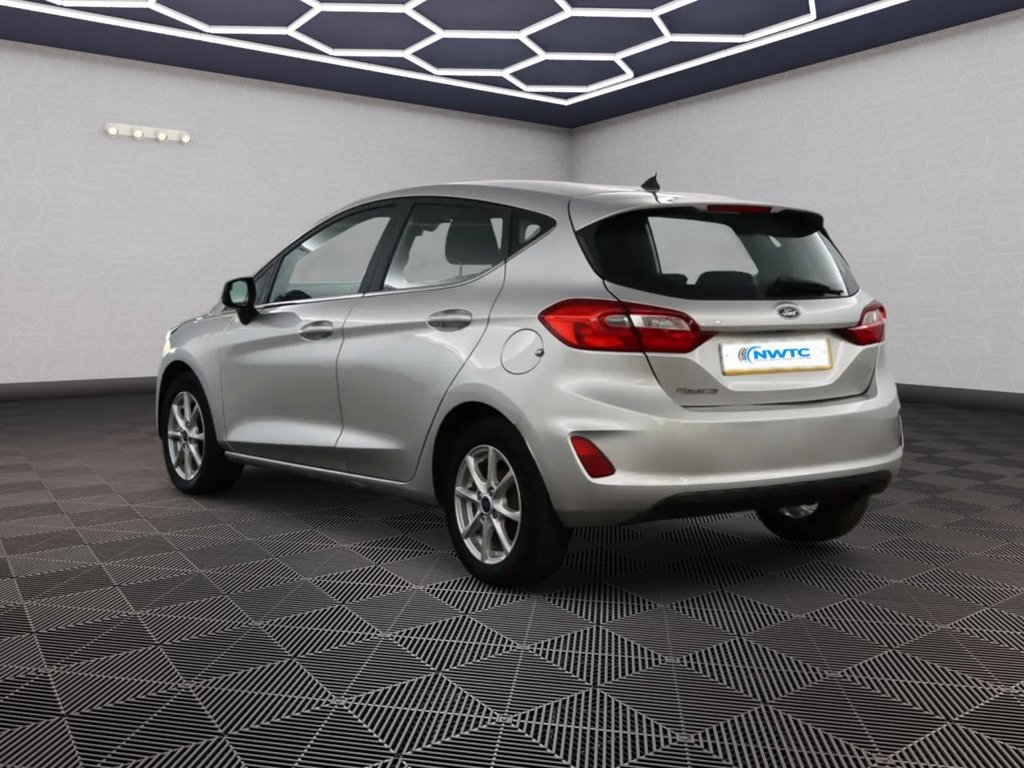 Used Ford Fiesta 2018 for sale - 76119052: Photo 4