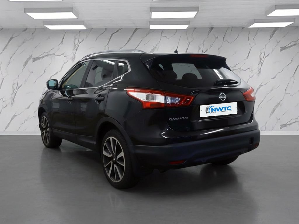 Used Nissan Qashqai 2016 for sale - 77328331: Photo 5