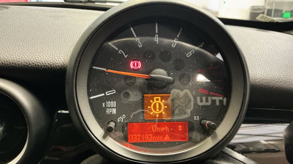 Used MINI Roadster 2015 for sale - 77356181: Photo 11