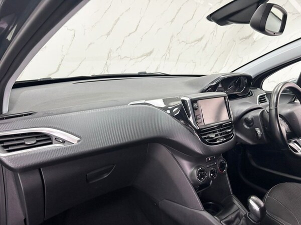 Used Peugeot 208 2016 for sale - 75383789: Photo 12