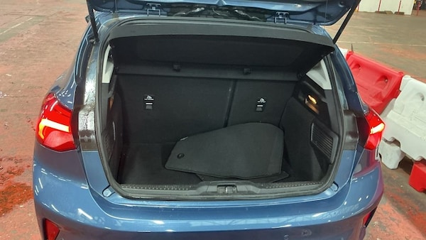Used Ford Focus 2019 for sale - 76304112: Photo 13