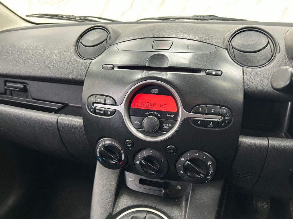 Used Mazda Mazda2 2009 for sale - 76604550: Photo 14