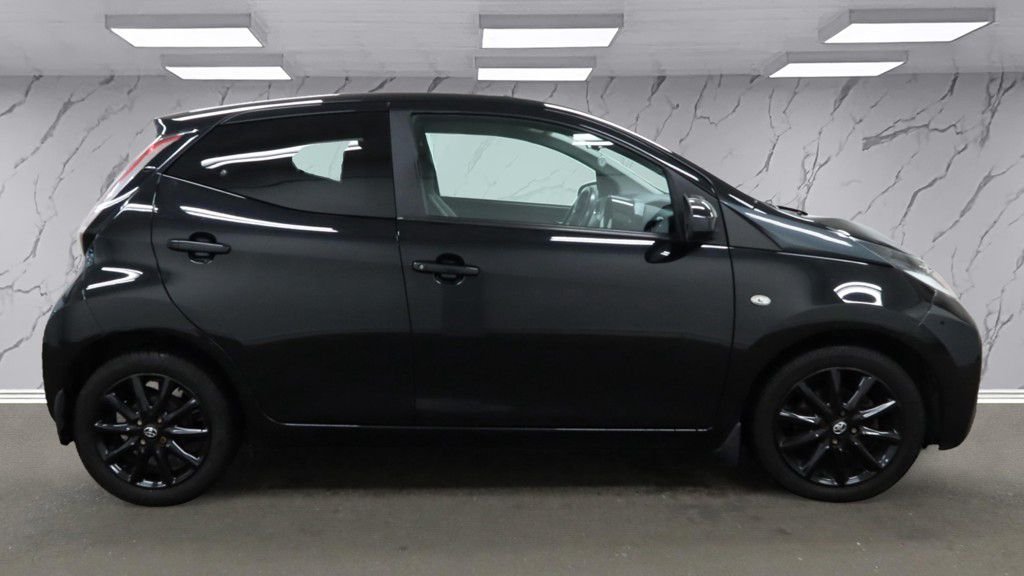 Used Toyota AYGO 2018 for sale - 76406994: Photo 6