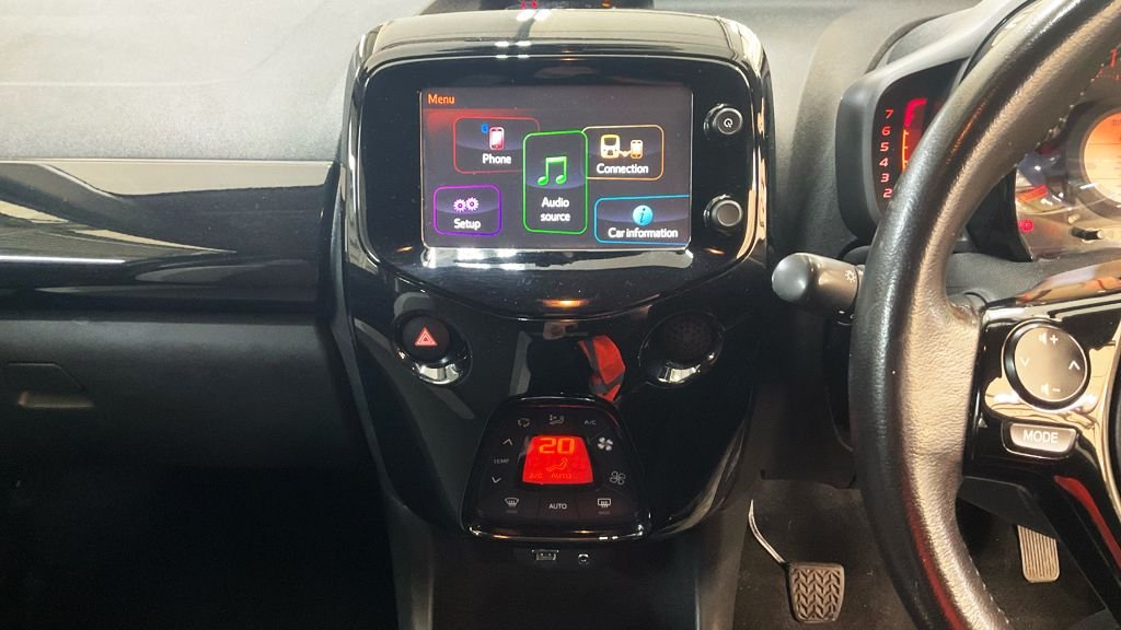 Used Toyota AYGO 2018 for sale - 76406994: Photo 8