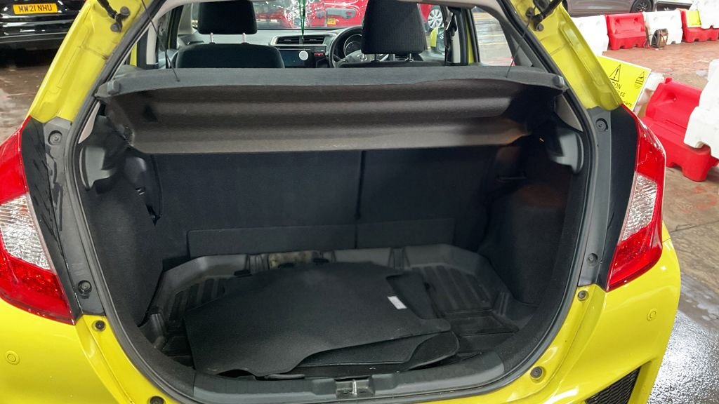 Used Honda Jazz 2016 for sale - 77667732: Photo 14