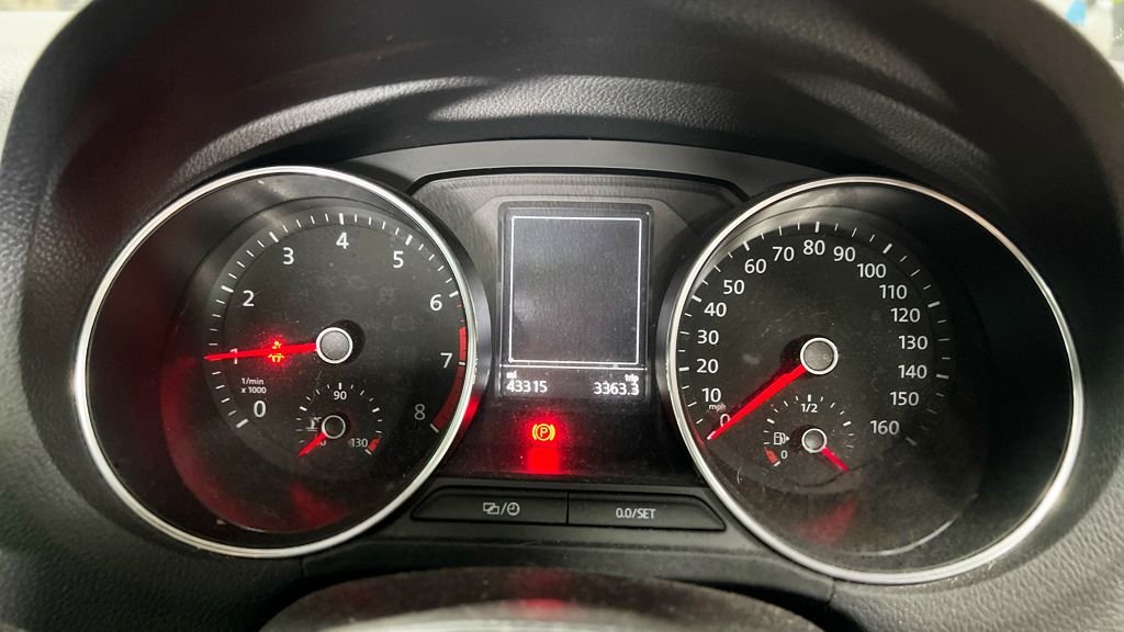 Used Volkswagen Polo 2015 for sale - 77422405: Photo 11