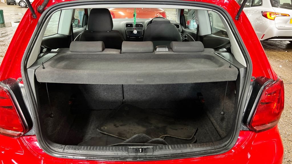 Used Volkswagen Polo 2015 for sale - 77422405: Photo 14