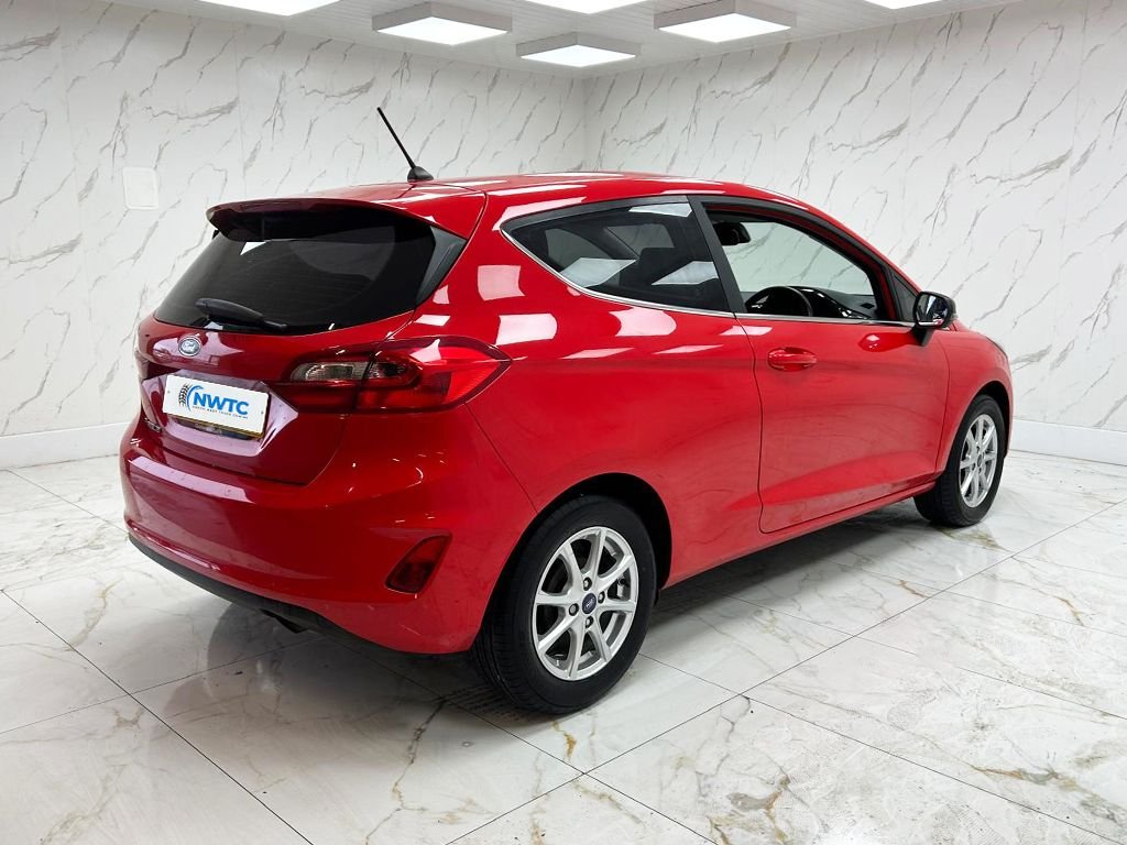 Used Ford Fiesta 2017 for sale - 76686600: Photo 10