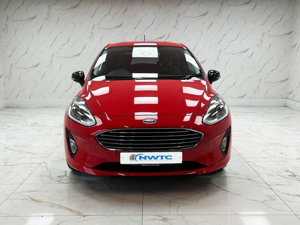 Used Ford Fiesta 2017 for sale - 76686600: Photo 3