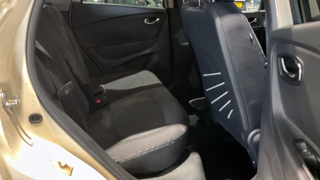 Used Renault Captur 2016 for sale - 76173078: Photo 11