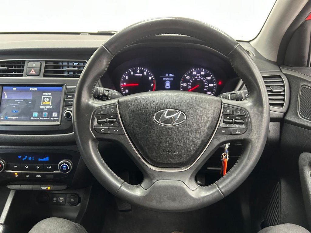 Used Hyundai i20 2018 for sale - 76686443: Photo 17