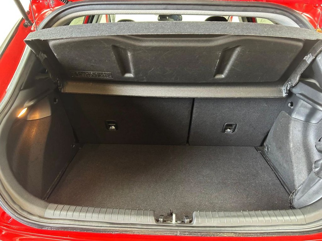 Used Hyundai i20 2018 for sale - 76686443: Photo 19