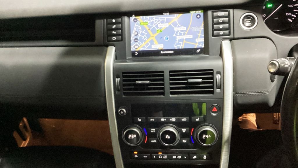 Used Land Rover Discovery Sport 2016 for sale - 77288218: Photo 9