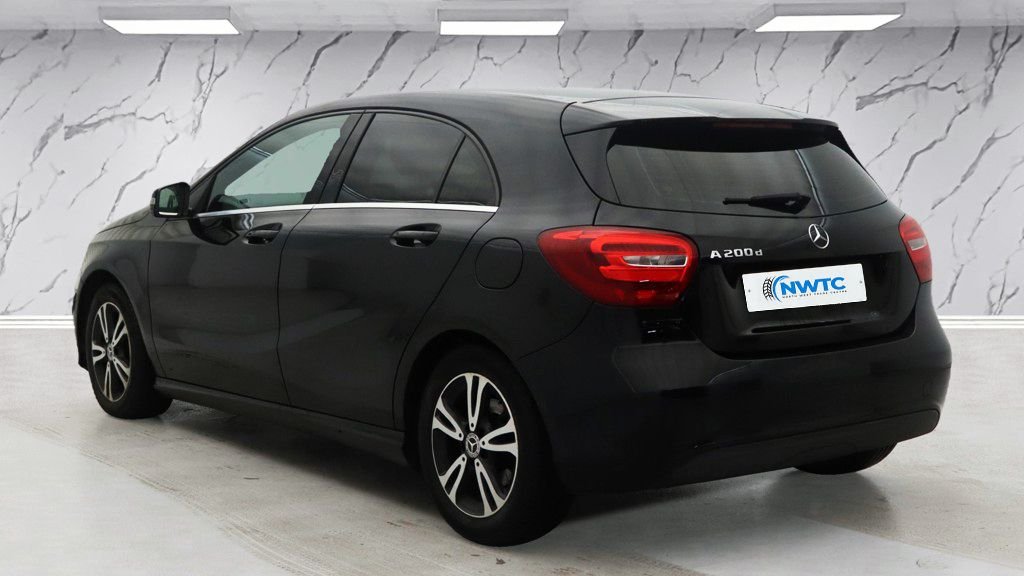 Used Mercedes-Benz A-Class 2017 for sale - 76792269: Photo 4