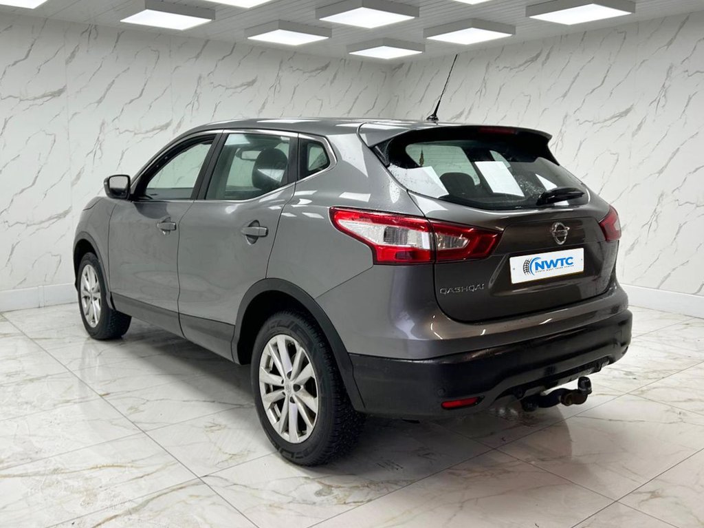 Used Nissan Qashqai 2016 for sale - 76768384: Photo 10